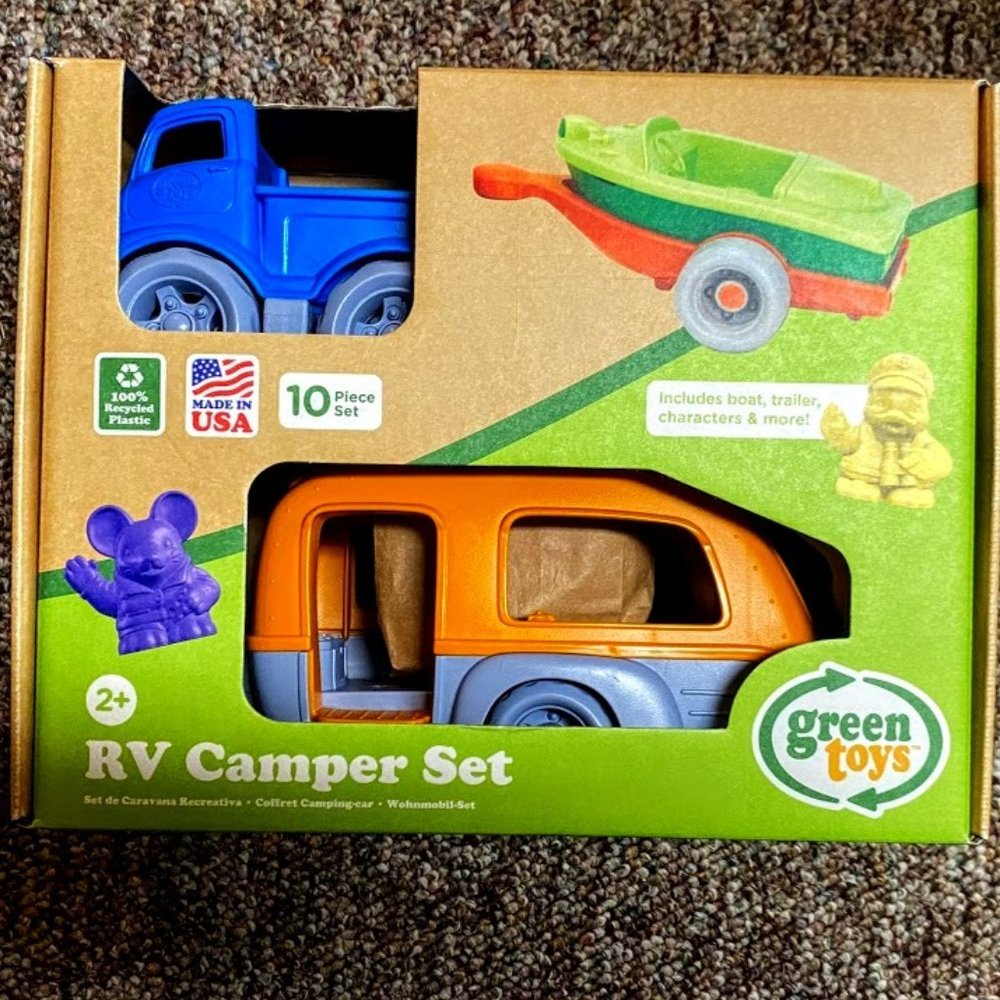 Green Toys RV Camper,  New, Made in USA, 10 piece, Truck, camper, boat, misc, 2+